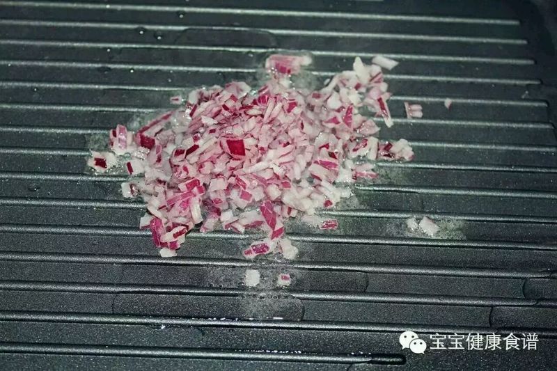 最适合宝宝的健康鸡翅新吃法 | 番茄蜜汁鸡翅的做法图解4