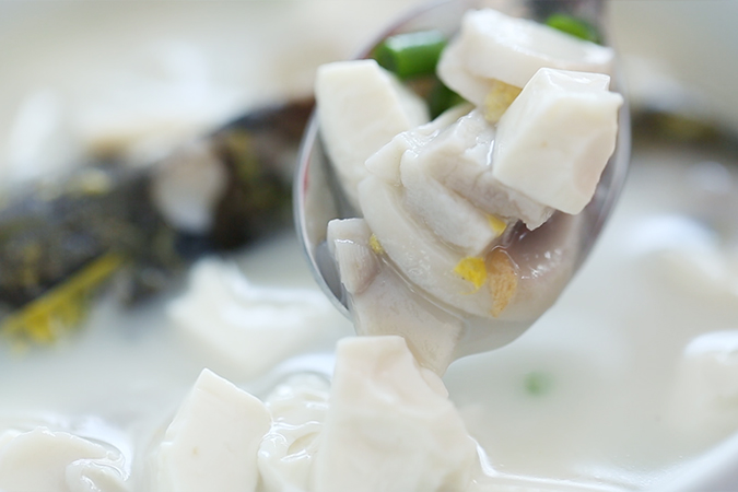 黄骨鱼菌菇汤 宝宝辅食微课堂的做法图解11