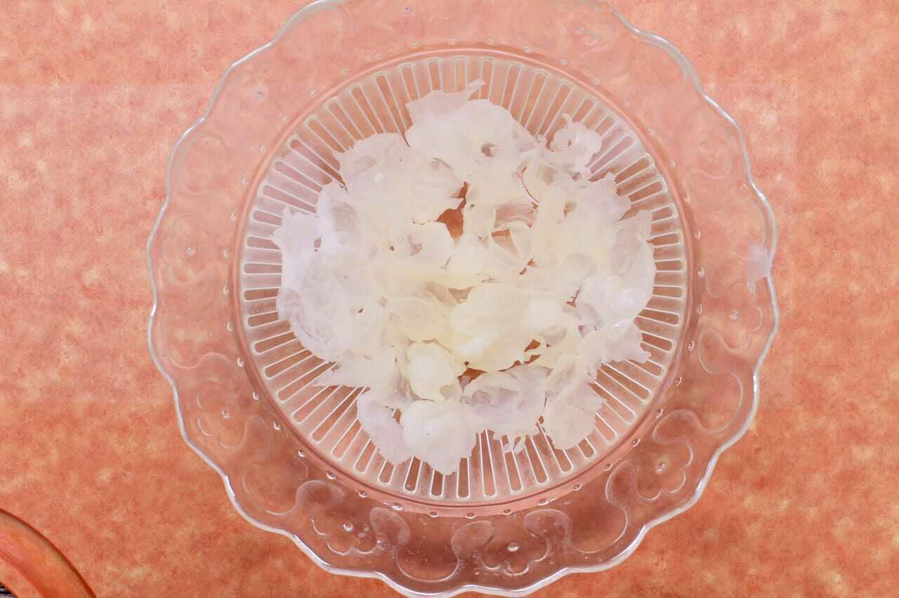 南瓜银耳甜汤  宝宝健康食谱的做法图解3