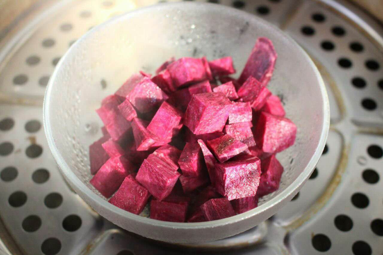 紫薯吐司卷 宝宝健康食谱的做法图解2