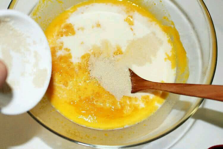 南瓜红枣发糕的做法图解4