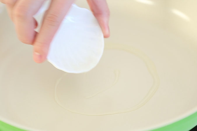 秋葵厚蛋卷 宝宝辅食微课堂的做法图解8