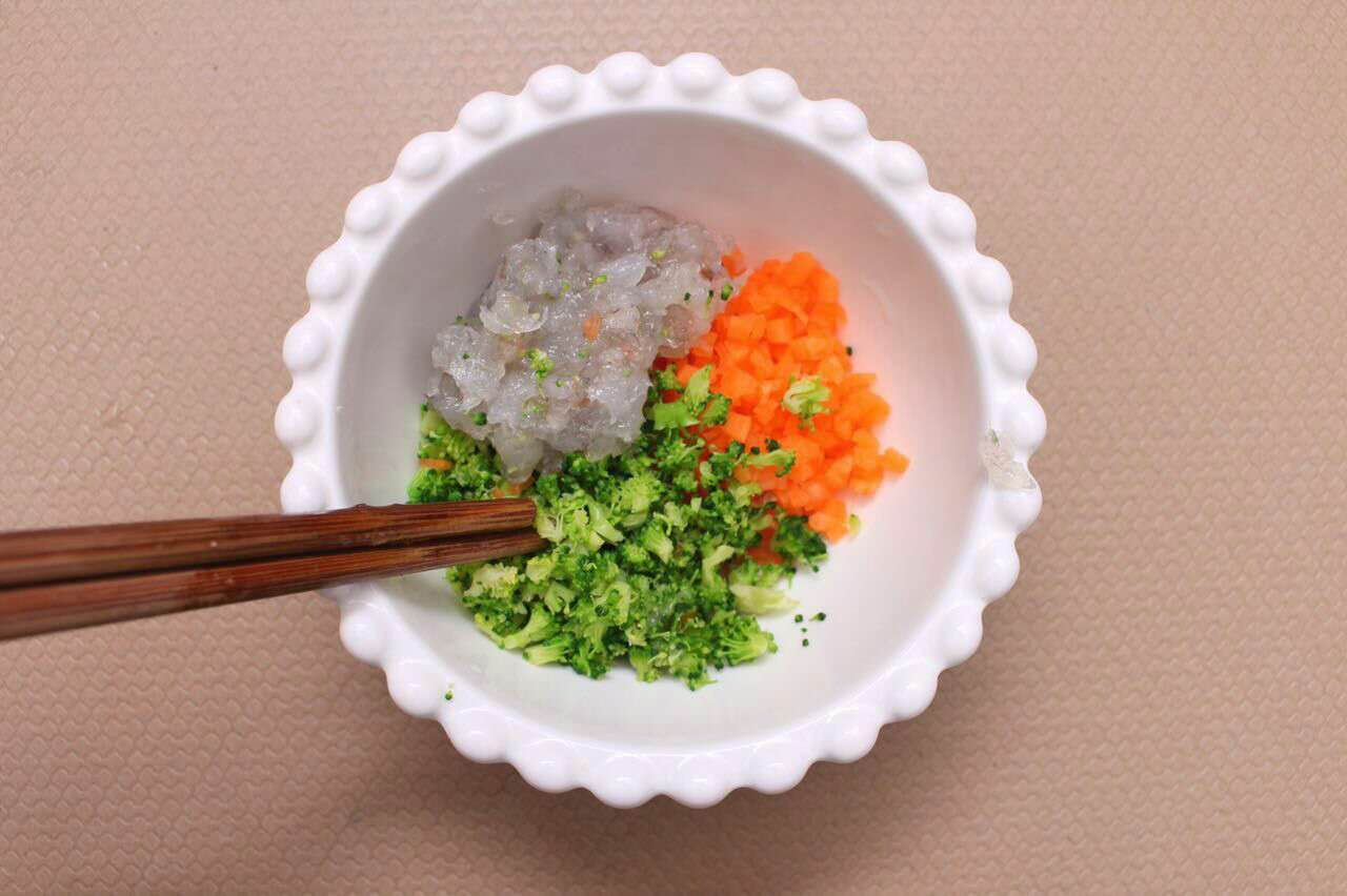 西兰花鲜虾蛋卷 宝宝健康食谱的做法图解5