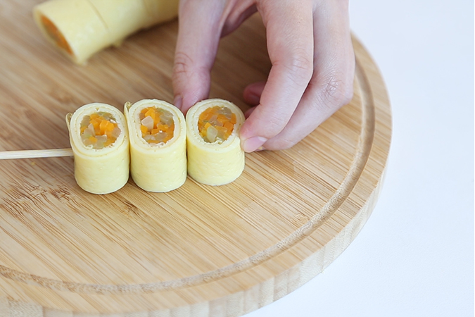 蛋皮蔬菜卷 宝宝辅食微课堂的做法图解11