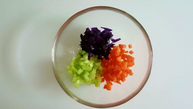 宝宝不爱吃蔬菜？香甜可口的营养沙拉大口吃！的做法图解4