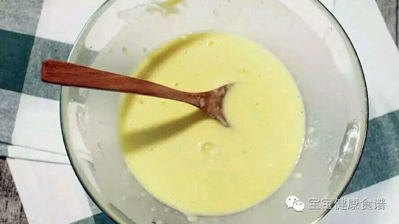 只用一口平底锅就轻松搞定！简易版美味披萨！的做法图解4