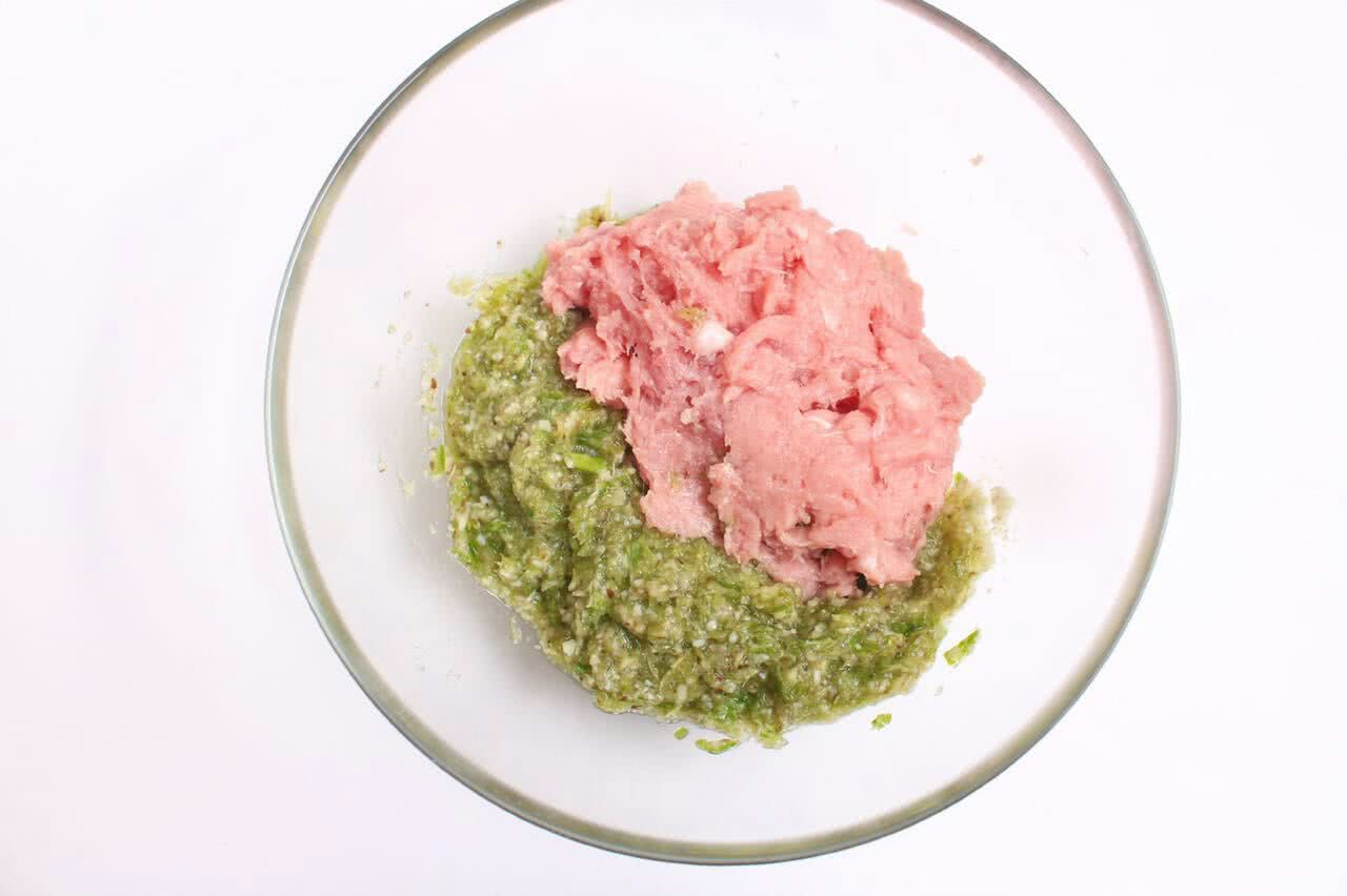 香菇芹菜馅饼的做法图解5