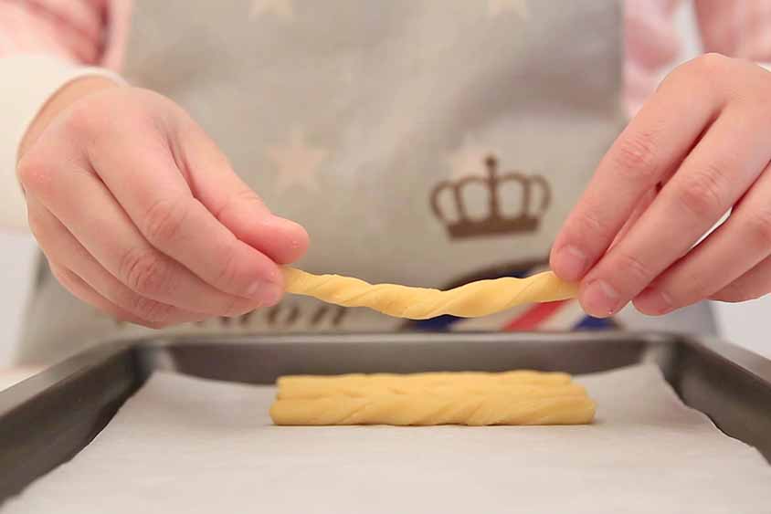 宝宝辅食微课堂 自制宝宝磨牙棒的做法图解12