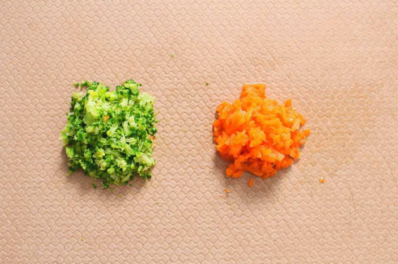 西蓝花蛋蒸饭 宝宝健康食谱的做法图解2