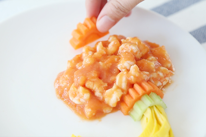 餐桌上的灯笼 宝宝辅食微课堂的做法图解9