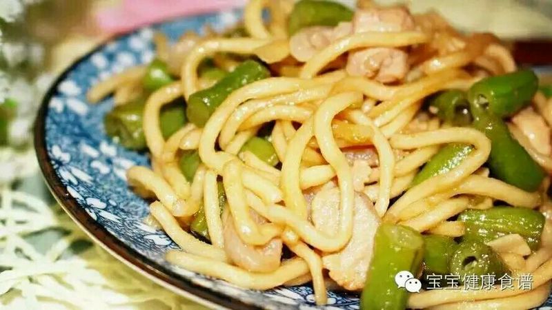 让人头疼的挑食熊孩子，一碗焖面就能搞定！豆角焖面的做法图解13