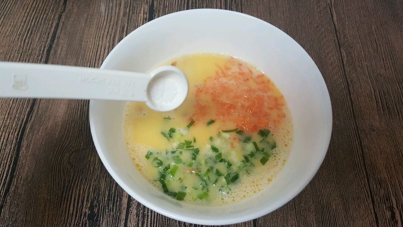 吃什么营养又健康呢？简单易做百搭之选！宝宝厚蛋烧的做法图解4