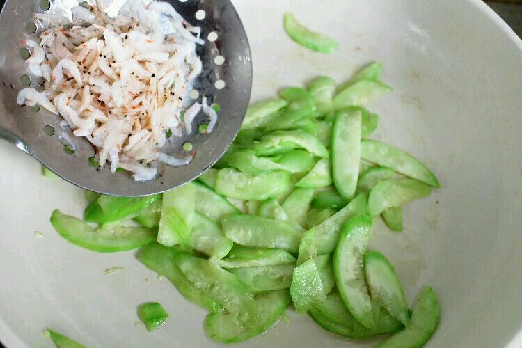 鸡蛋丝瓜粥的做法图解6