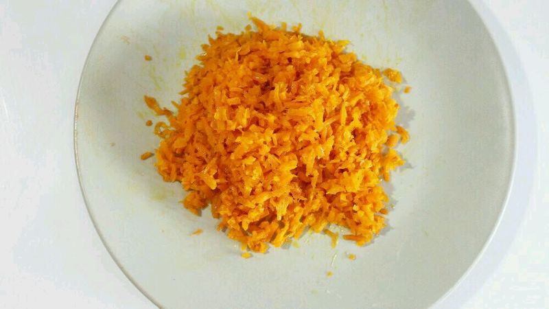 这样的蔬菜小丸子，一口一个非常过瘾！的做法图解4