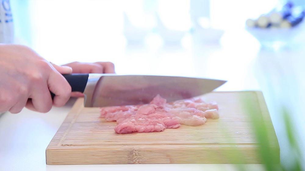 宝宝辅食微课堂  家常茄丁肉末的做法图解3