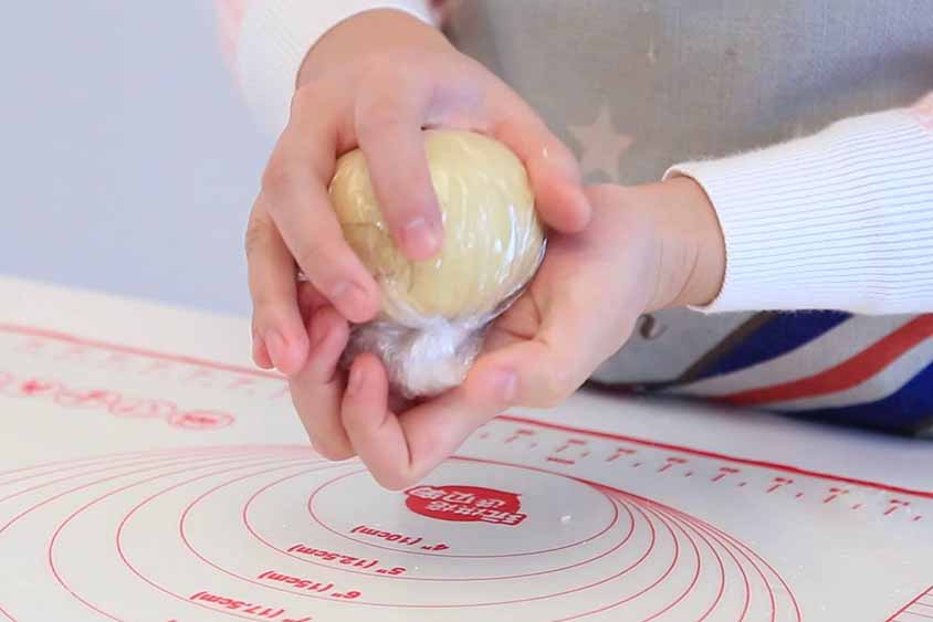 宝宝辅食微课堂 自制宝宝磨牙棒的做法图解9