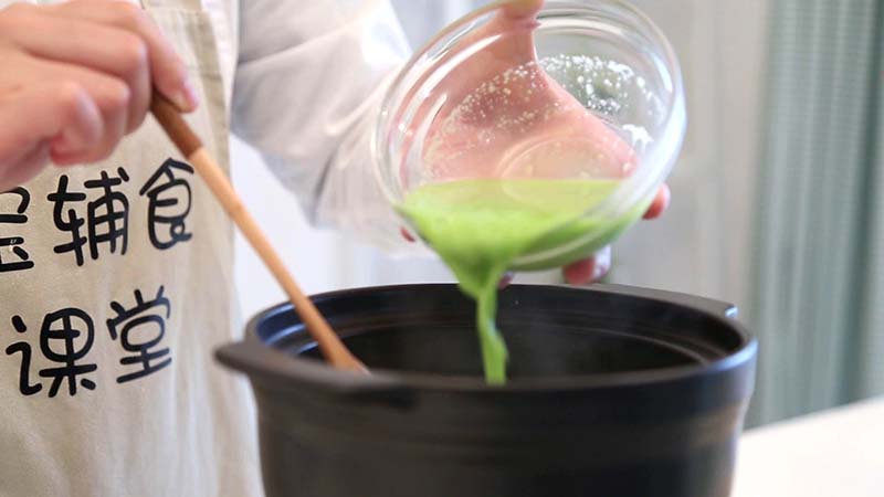 宝宝辅食微课堂 鳕鱼豌豆粥的做法图解7