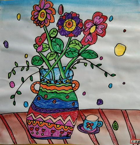 美丽的瓶花儿童画创意