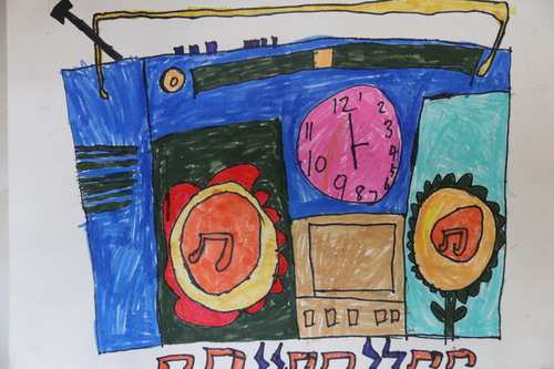 航天录音机画画好看