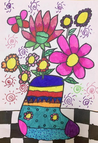 花与花瓶创意画简单好看