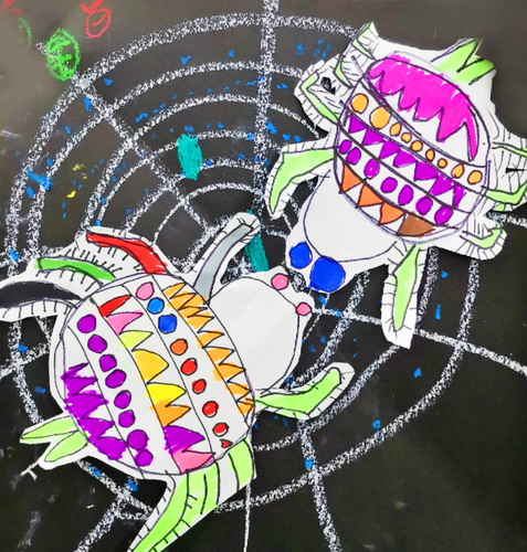 五彩大蜘蛛二年级绘画