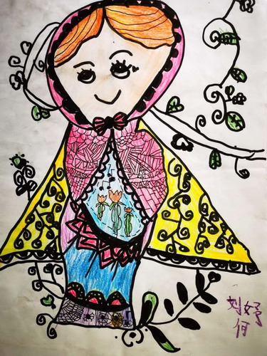 披风套娃五年级绘画