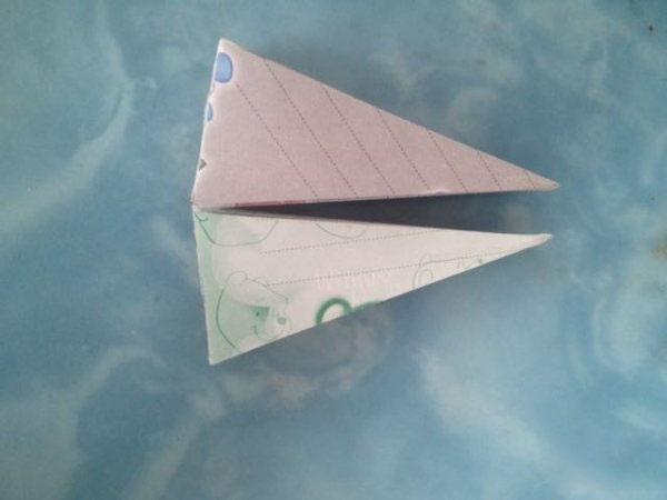 折纸伞的方法图解-萌萌哒的雨伞