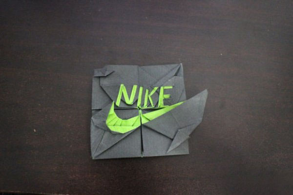 一款很有创意的耐克标志折纸图文教程