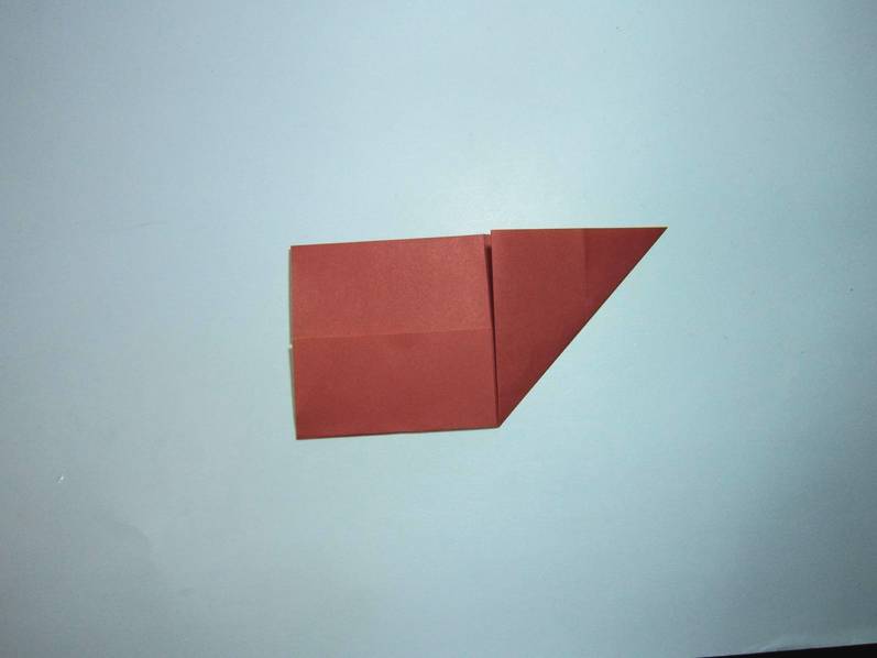 简易的手机支架的DIY折法图解