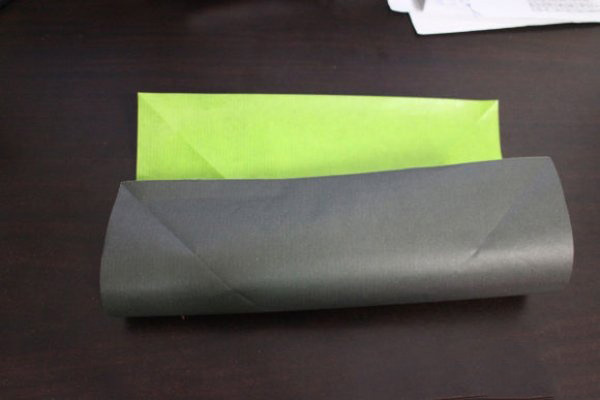 一款很有创意的耐克标志折纸图文教程