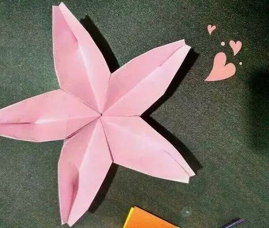 手工折纸樱花收纳盒的简单折纸图解教程